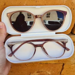 6562 - ÓCULOS CLIP-ON MARY MARROM TRANSLUCIDO na internet