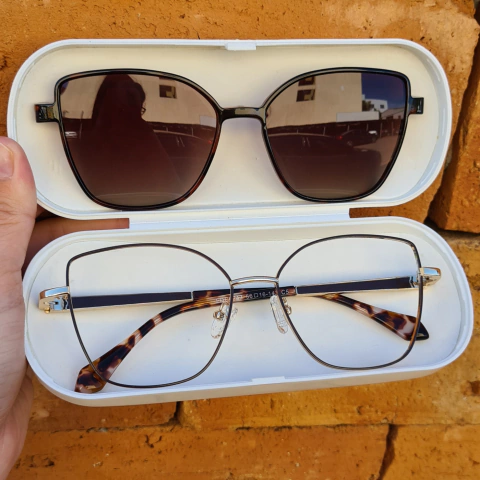 LQC0247 - OCULOS CLIP-ON MANUELA MARROM - comprar online