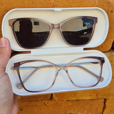 6572 - ÓCULOS CLIP-ON LIZ MARROM COM DEGRADE - comprar online