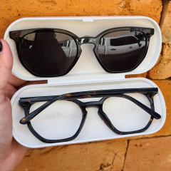 OM10023 - OCULOS CLIP-ON JULIAN PRETO COM DETALHES na internet