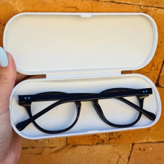 B1568 - ARMAÇÃO CONVENCIONAL TALLIN PRETO na internet