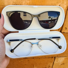 OM22417 - OCULOS CLIP-ON AYLA PRETO COM DOURADO - loja online