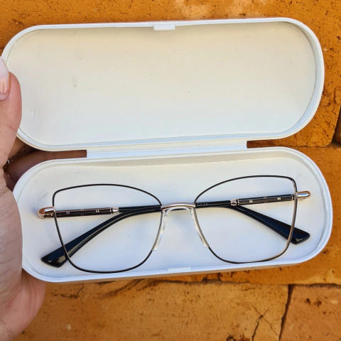 QD033 - ARMAÇÃO CONVENCIONAL MAGALI PRETO - comprar online