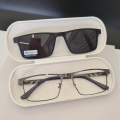 CP0756 - ÓCULOS CLIP-ON YAN CINZA CHUMBO na internet