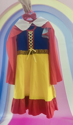 Kit Confort Princesa Branca de Neve ( vestido+capa+laço)