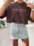 T-shirt Cropped Wanderlust Marrom na internet