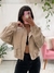 Jaqueta Kim Bege na internet