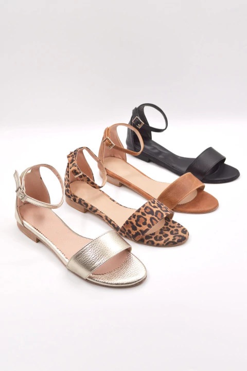 Sandalia de cuero con tira al frente y talonera (TN324JO) - comprar online