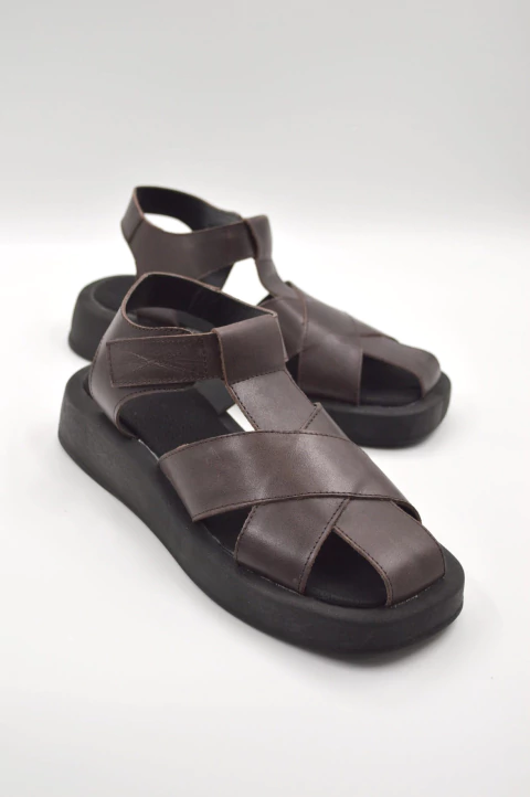 Sandalia de cuero tipo franciscanas (2011ML)