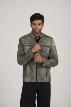 Imagen de BENJAMIN GRIS