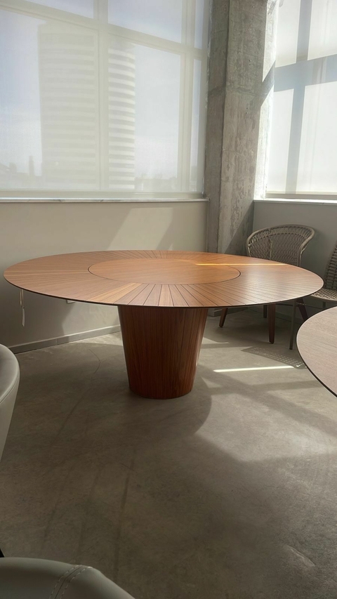 Mesa de Jantar 1,80m com Disco Giratório (4687) - comprar online