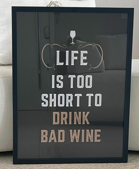 Quadro Drink Bad Wine em Papel Matte - Urban Art (3954)