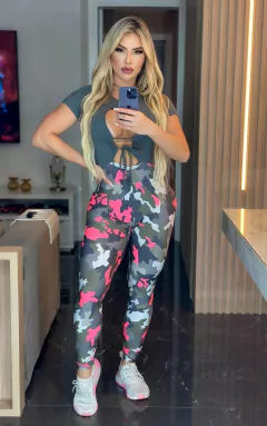 MACACÃO CAMUFLADO PINK EXCLUSIVO