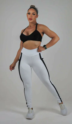 CONJUNTO BRANCO MB LEGGING COM BOLSO LATERAL ALTA COMPRESSÃO EXCLUSIVO