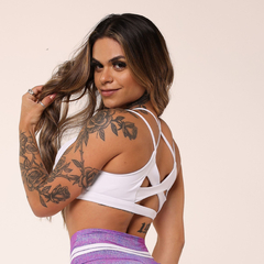 CONJUNTO TOP FLORENÇA BRANCO COM LEGGING EMPINA BUMBUM STRIP ICE EXCLUSIVA na internet