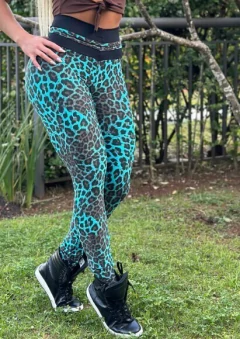 LEGGING ANIMAL PRINT TURQUESA COM MARRON EXCLUSIVO