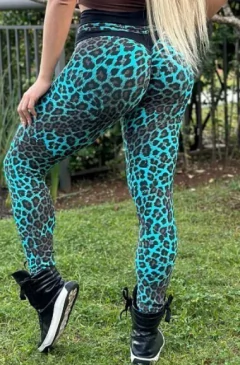 LEGGING ANIMAL PRINT TURQUESA COM MARRON EXCLUSIVO - comprar online