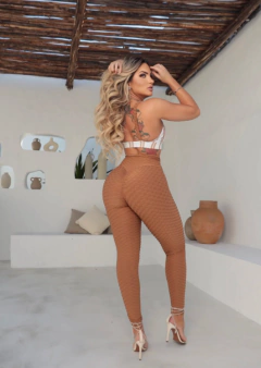 CONJUNTO ELEGANCE AREIA LISTRADO EXCLUSIVO - buy online