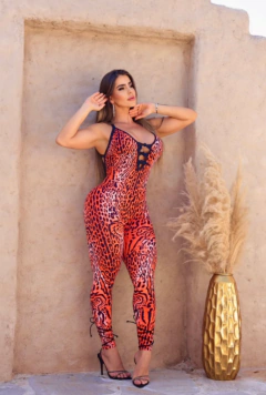 MACACÃO ELEGANCE LEOPARDO LARANJA EXCLUSIVO