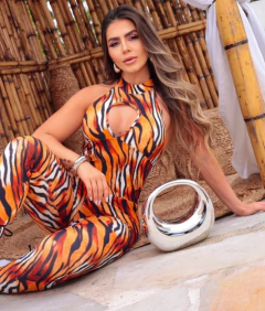 MACACÃO ELEGANCE TIGRE ROUGE EXCLUSIVO