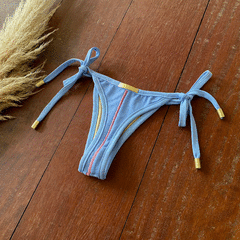 BIQUÍNI CORTININHA CÉU AZUL COM VIVO ROSA BEBÊ E CALCINHA DE AMARRAR - comprar online
