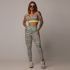 LEGGING EMPINA BUMBUM CODE COLORS EXCLUSIVA na internet