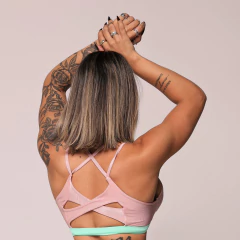 CONJUNTO TOP FLORENÇA COM LEGGING EMPINA BUMBUM GLOSSY CANDY na internet