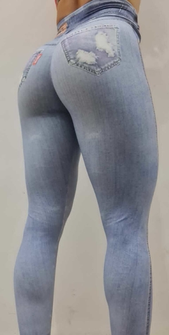 LEGGING FAKE JEANS DESTROYED na internet