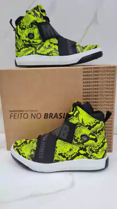 BOTA HARDCORE FOOTWEAR EXCLUSIVA MB VERDE NEON - MB Musa Fitness
