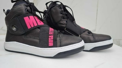 Imagem do BOTA HARDCORE EXCLUSIVA MB PRETA COM PINK