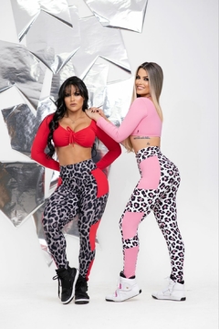 CONJUNTO LEGGING ONÇA VÁRIAS CORES DETALHE NA PERNA E TOP MANGA LONGA EXCLUSIVO