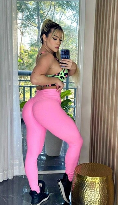 CONJUNTO LEGGING ROSA COM TOP ANIMAL PRINT EXCLUSIVO - comprar online