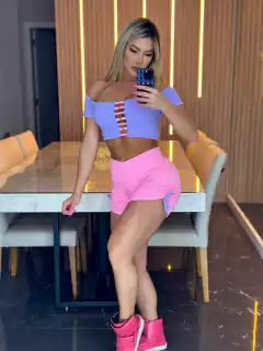 CONJUNTO SHORT JACQUARD ROSABB COM DETALHE LATERAL TOP JACQUARD VIOLETA DETALHE NO BUSTO EXCLUSIVO na internet
