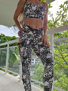 CONJUNTO COLMÉIA CORAÇÕES PRETO E BRANCO