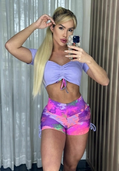 CONJUNTO SHORT TIE DYE CIGANINHA RELEVO LILÁS EXCLUSIVO