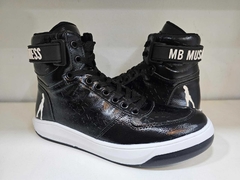 BOTA MB GIRL STAR PRETO LIMITED EXCLUSIVA - MB Musa Fitness