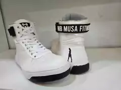 BOTA MB GIRL STAR BRANCA LIMITED EXCLUSIVA on internet