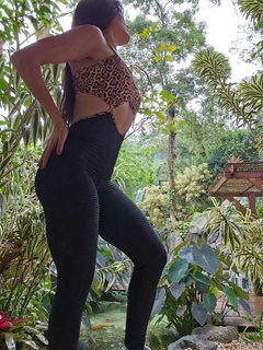 MACACÃO ONÇA COM JACQUARD BLACK EMPINA BUMBUM - loja online