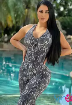 MACACÃO SNAKE COM FAIXA PINK EMPINA BUMBUM