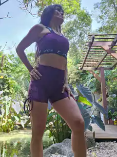 CONJUNTO ORBIS TRLOBAL MARSALA SHORT E TOP COM ELASTICO PRETO on internet