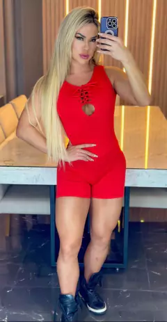 MACAQUINHO VERMELHO COM TULE NAS COSTAS EXCLUSIVO