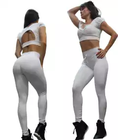 Imagem do CONJUNTO COM LEGGING VÁRIAS CORES FELINE CIGANINHA MANGA PRINCESA EXCLUSIVO