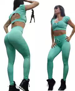 CONJUNTO COM LEGGING VÁRIAS CORES FELINE CIGANINHA MANGA PRINCESA EXCLUSIVO na internet
