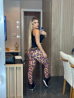 CONJUNTO LEGGING ONÇA EFEITO AREADO ECROPPED COLMÉIA NO BUSTO EXCLUSIVO - comprar online