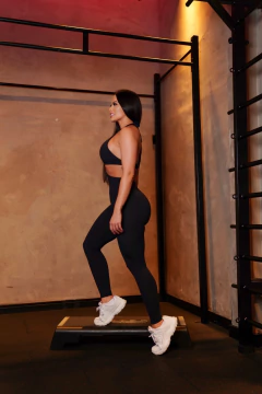 MACACÃO FRENTE ÚNICA PRETO - MB Musa Fitness