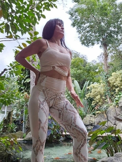CONJUNTO VÁRIAS ESTAMPAS LEGGING E TOP COM ARGOLINHA - loja online