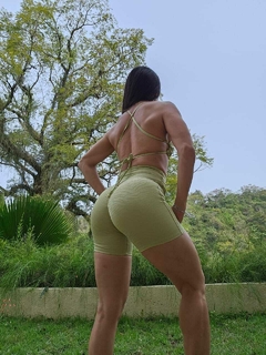 CONJUNTO SHORT VÁRIAS CORES DETALHE CINTO TRANÇADO EXCLUSIVO