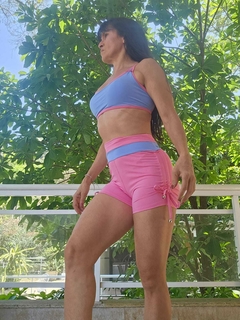 CONJUNTO BICOLOR SHORT ROSA COM TOP AZUL EXCLUSIVO