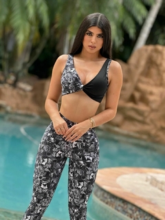 CONJUNTO QUADRINHOS P&B LEGGING E TOP EXCLUSIVO