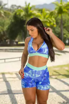 CONJUNTO ACQUA SHORT COM FAIXA MENTA EMPINA BUMBUM E TOP COM FAIXA MENTA EXCLUSIVO
